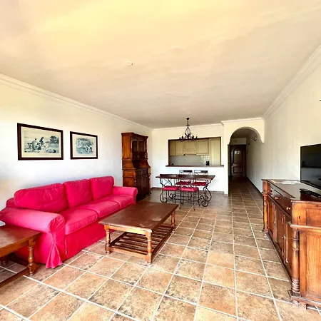 Apto. Con Gran Terraza Con Vista Al Mar Y Piscina Apartment *