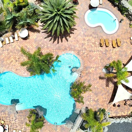 Apto. Con Gran Terraza Con Vista Al Mar Y Piscina *