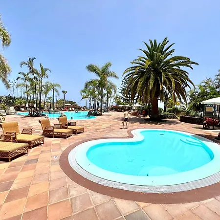 Apartment Apto. Con Gran Terraza Con Vista Al Mar Y Piscina