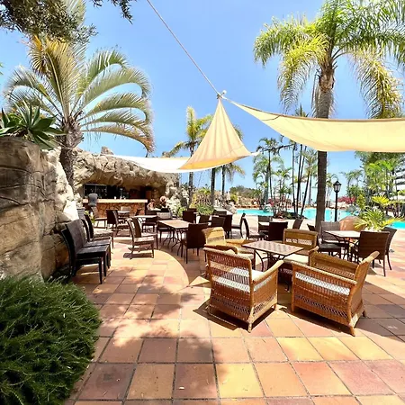 Apto. Con Gran Terraza Con Vista Al Mar Y Piscina Apartment *